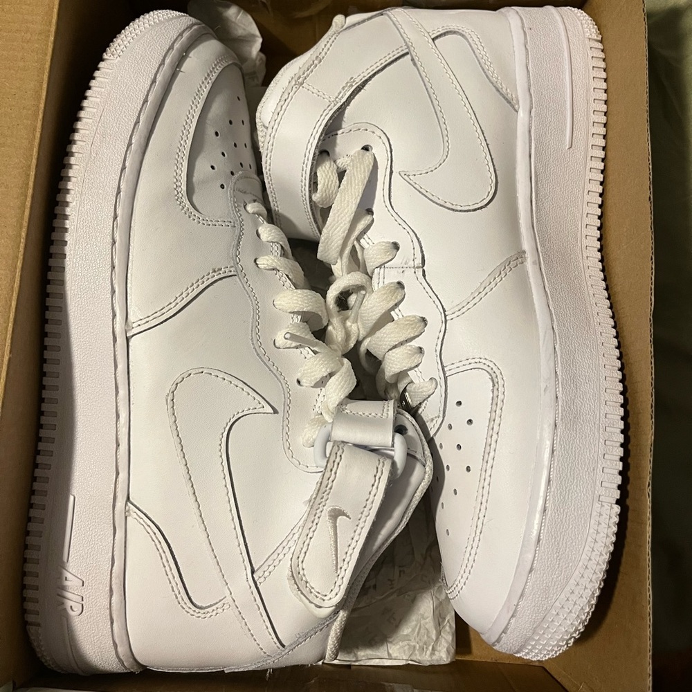 Nike Air Force 1 Mid